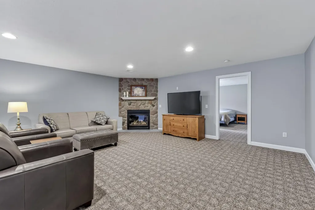 3950 Hampshire Hill Lane Cedar Creek Township MI 49457