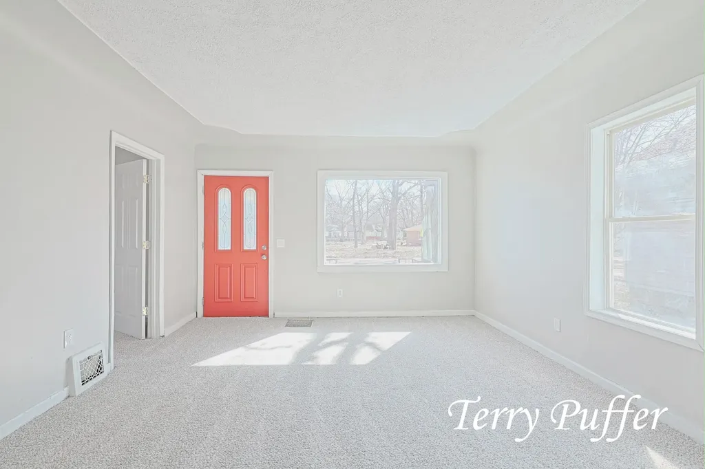 2913 Howden Street Muskegon Heights City MI 49444
