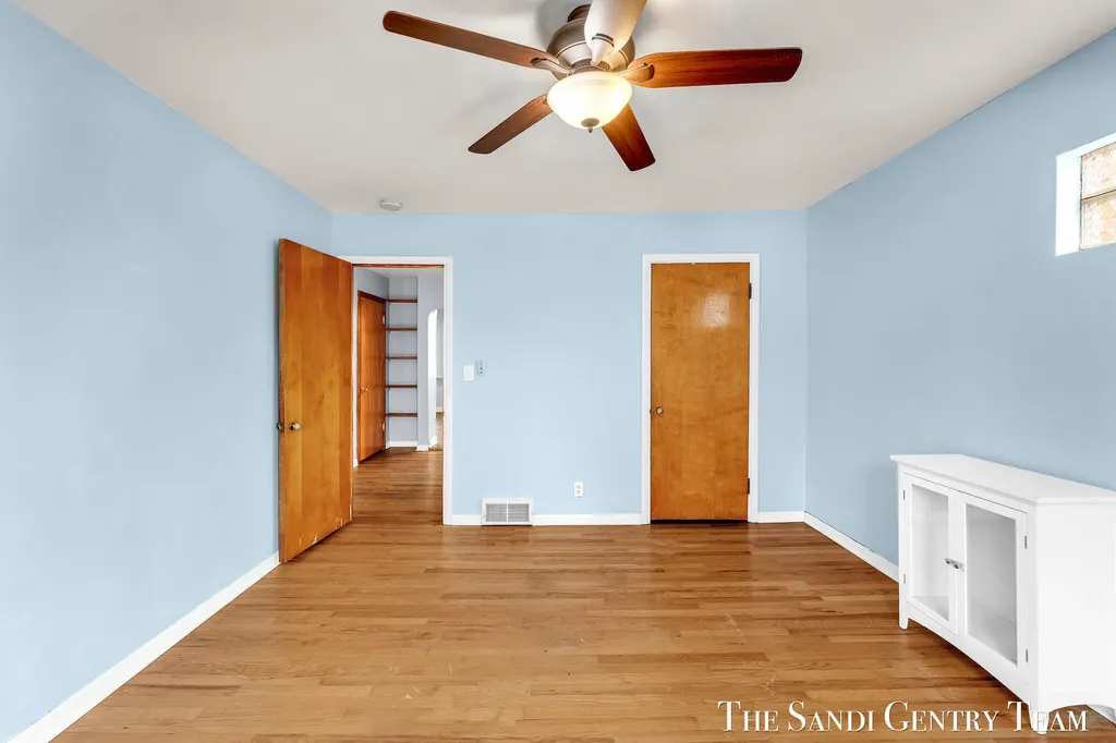 15008 Lakeshore Drive Grand Haven Charter Township MI 49417