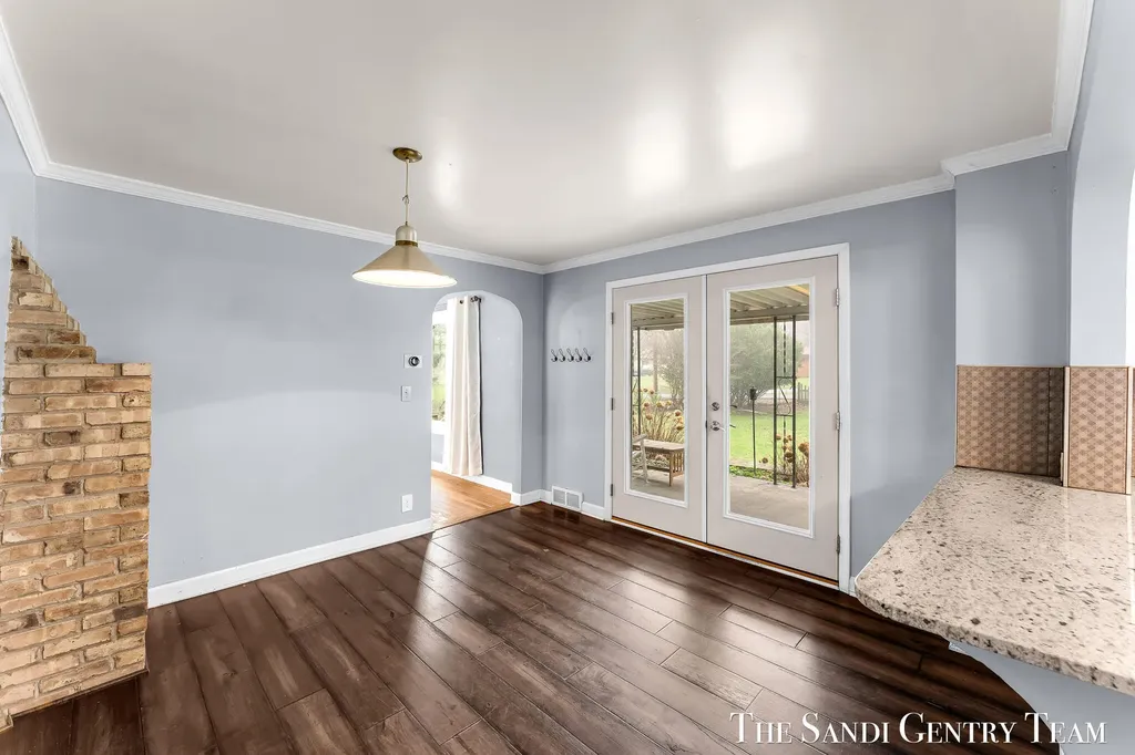 15008 Lakeshore Drive Grand Haven Charter Township MI 49417