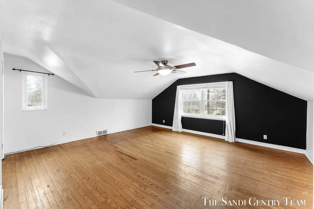 15008 Lakeshore Drive Grand Haven Charter Township MI 49417