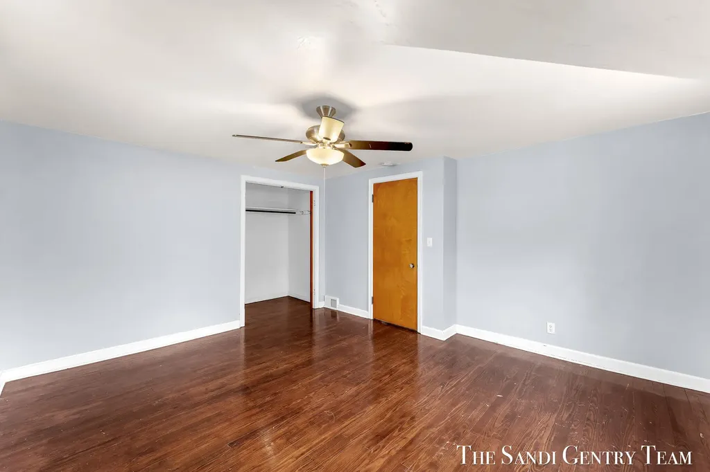 15008 Lakeshore Drive Grand Haven Charter Township MI 49417