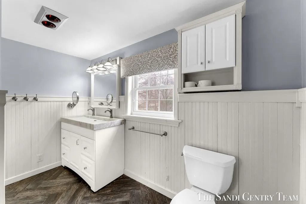 15008 Lakeshore Drive Grand Haven Charter Township MI 49417