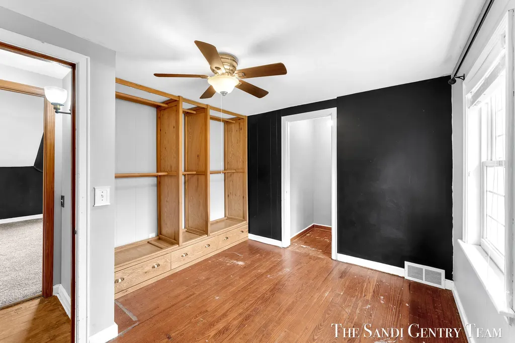 15008 Lakeshore Drive Grand Haven Charter Township MI 49417