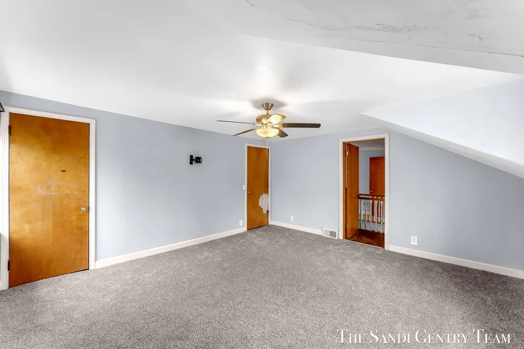 15008 Lakeshore Drive Grand Haven Charter Township MI 49417