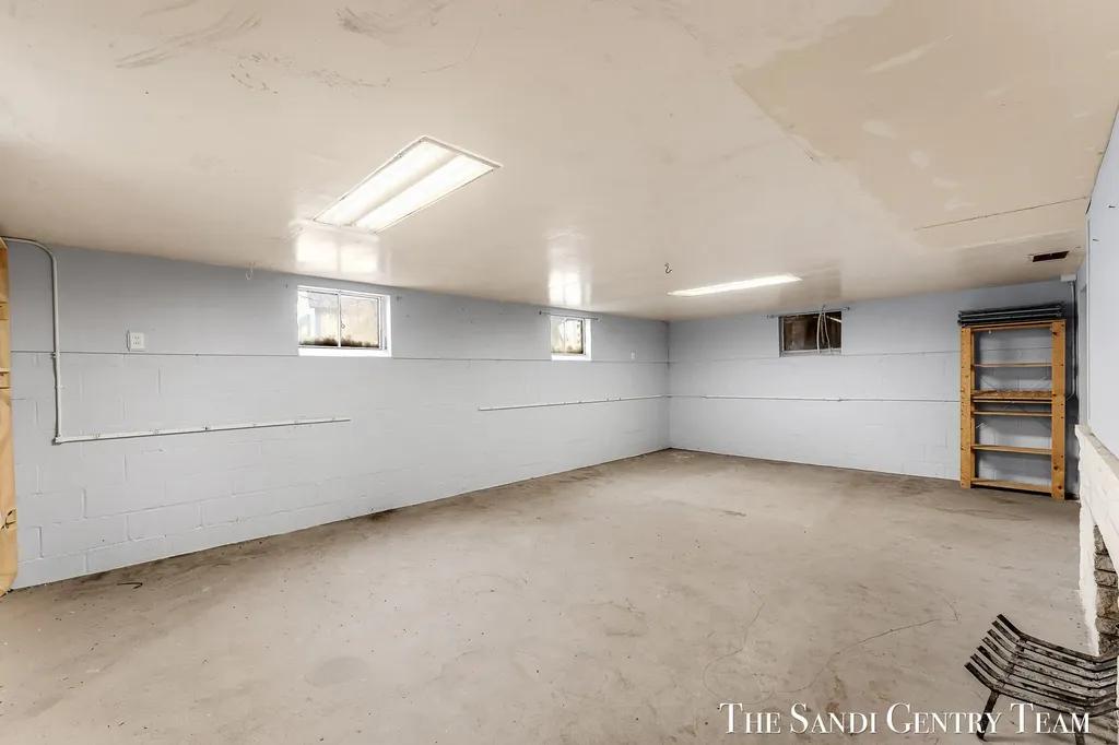 15008 Lakeshore Drive Grand Haven Charter Township MI 49417