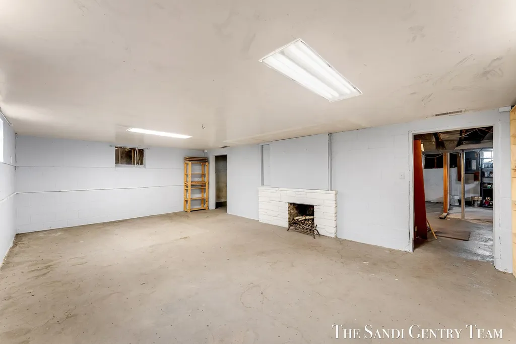 15008 Lakeshore Drive Grand Haven Charter Township MI 49417