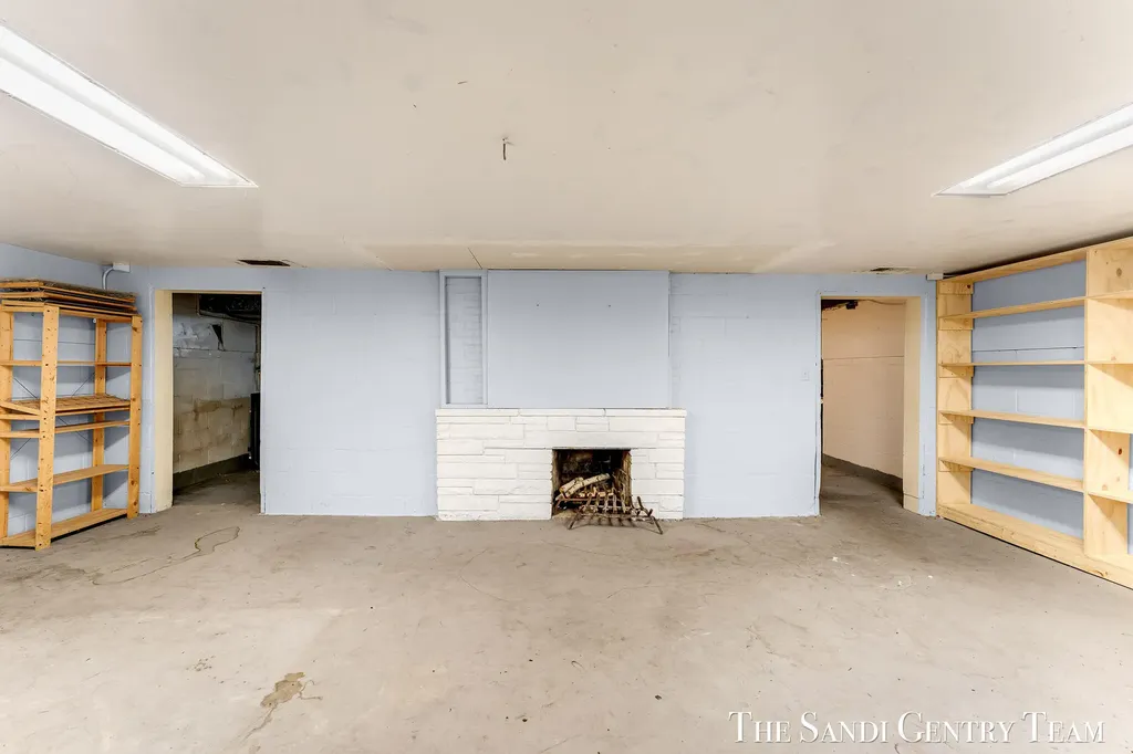 15008 Lakeshore Drive Grand Haven Charter Township MI 49417