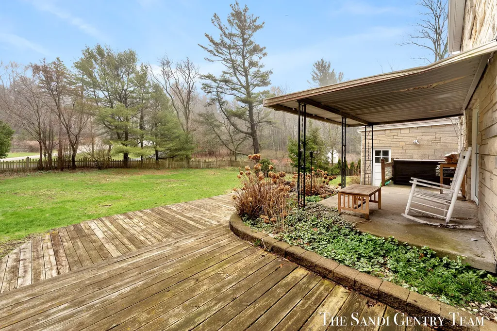15008 Lakeshore Drive Grand Haven Charter Township MI 49417