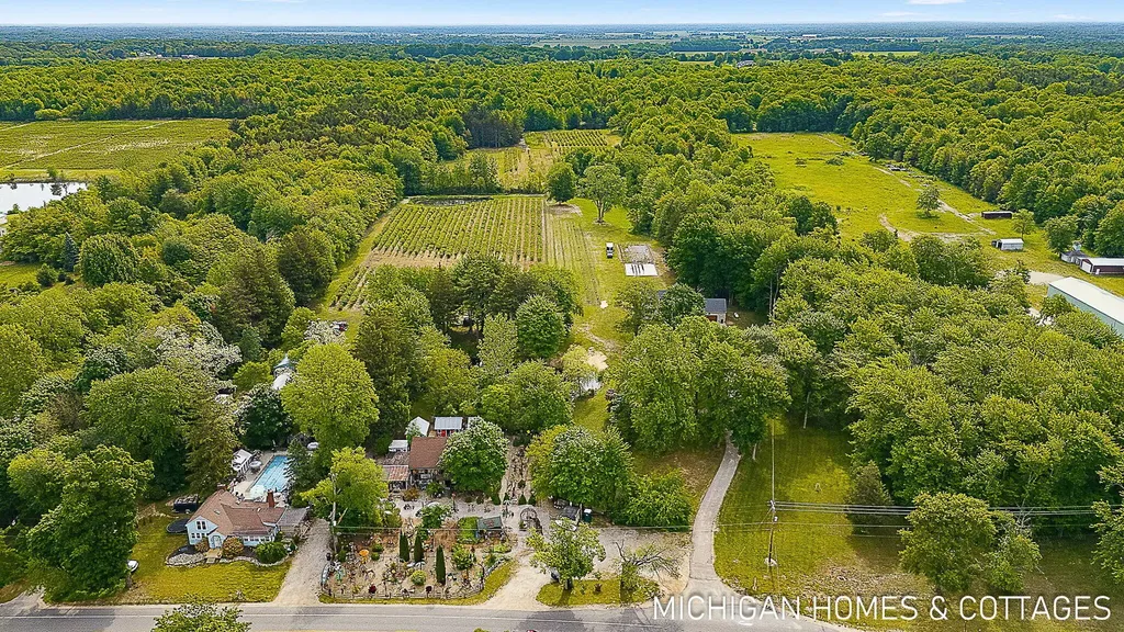 1661 68th Street Ganges Township MI 49408
