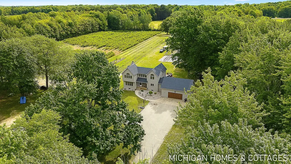 1661 68th Street Ganges Township MI 49408