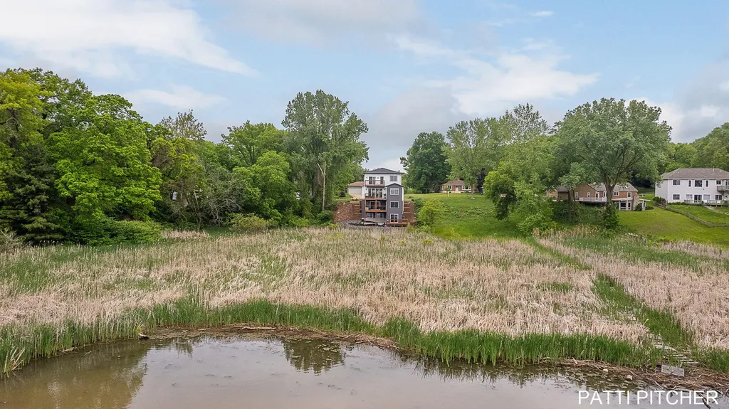 104 River Hills Drive Holland Charter Township MI 49424