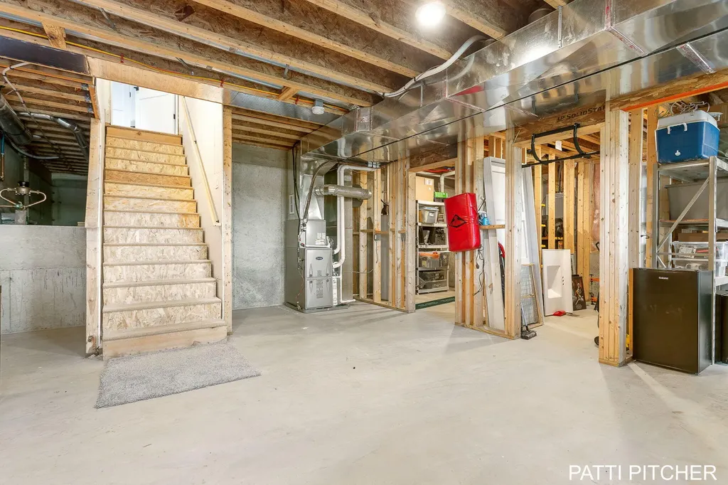 104 River Hills Drive Holland Charter Township MI 49424