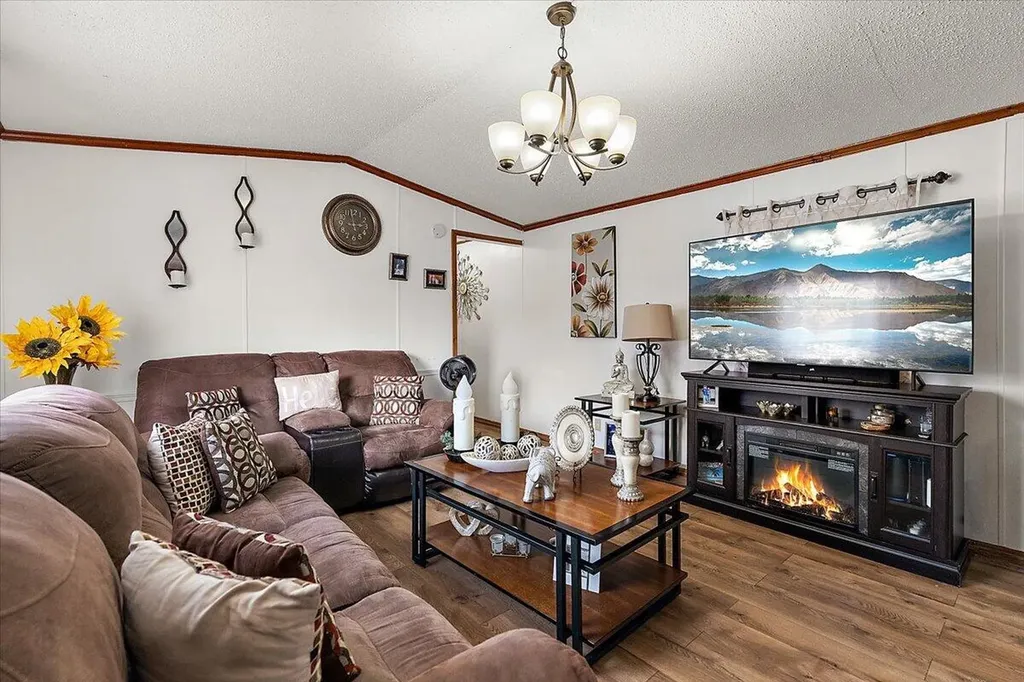 333 E Lakewood Boulevard Holland Charter Township MI 49424