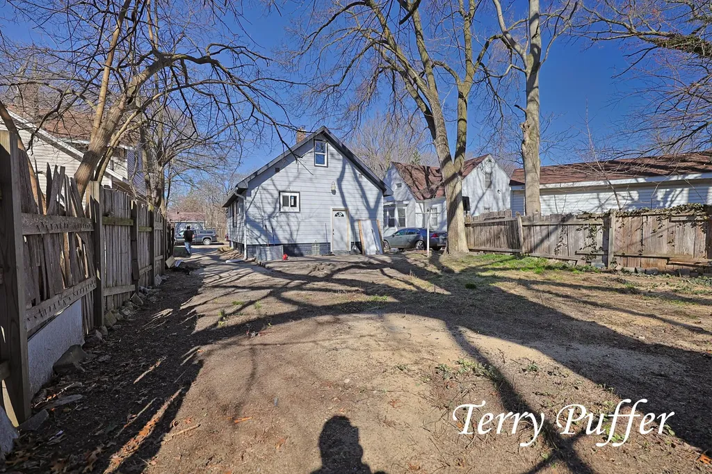 3020 Highland Street Muskegon Heights City MI 49444