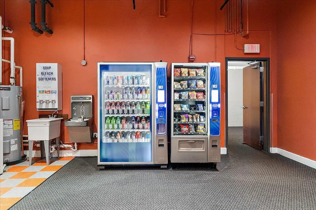 600 Broadway Avenue NW Grand Rapids City MI 49504