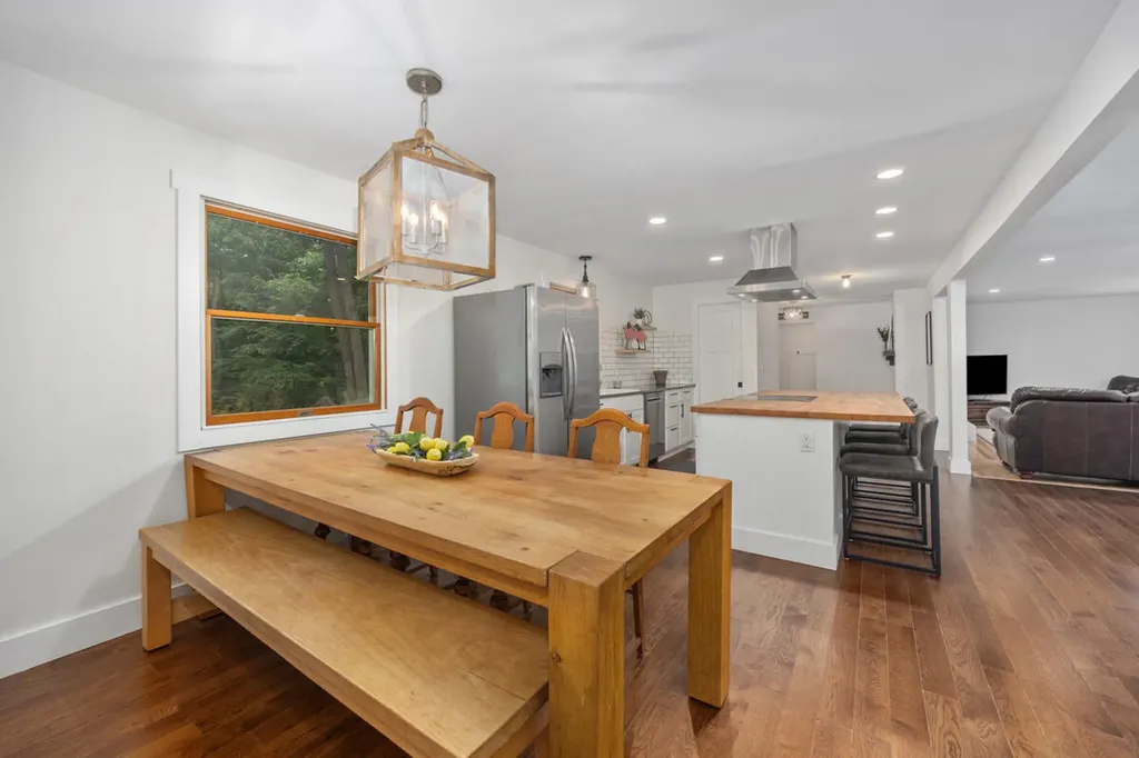 1059 Cumberland Avenue SE Vergennes Township MI 49331