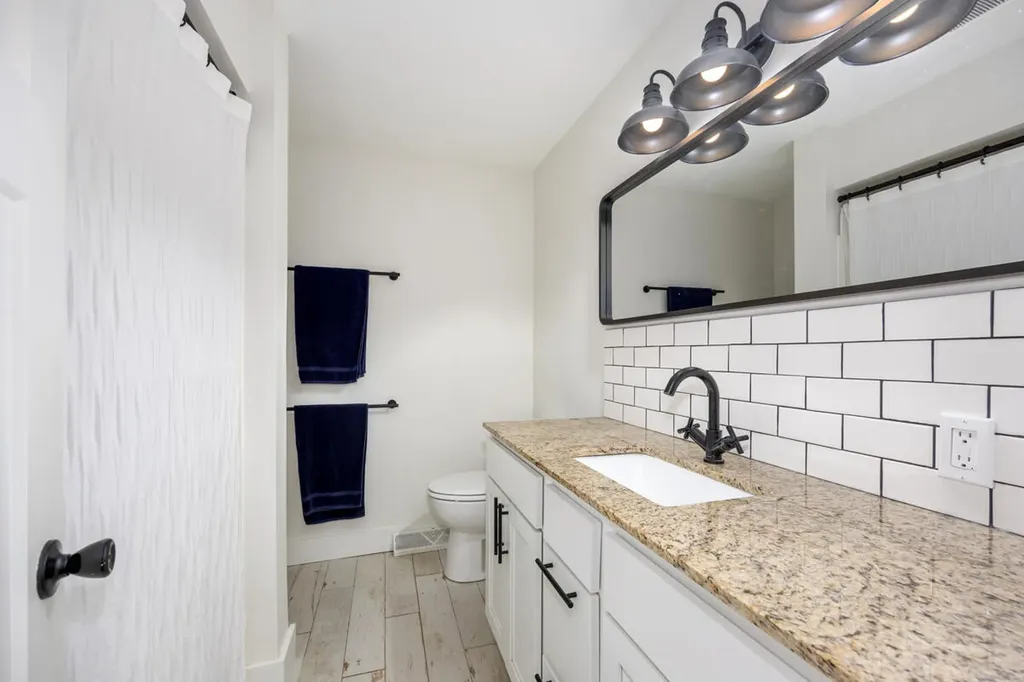 1059 Cumberland Avenue SE Vergennes Township MI 49331