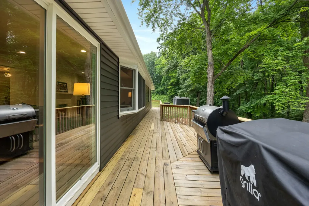 1059 Cumberland Avenue SE Vergennes Township MI 49331