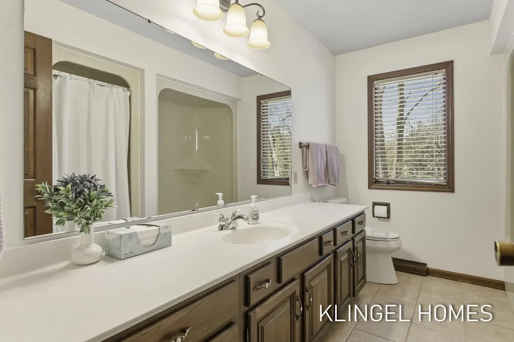 19094 Walden Drive Spring Lake Township MI 49456