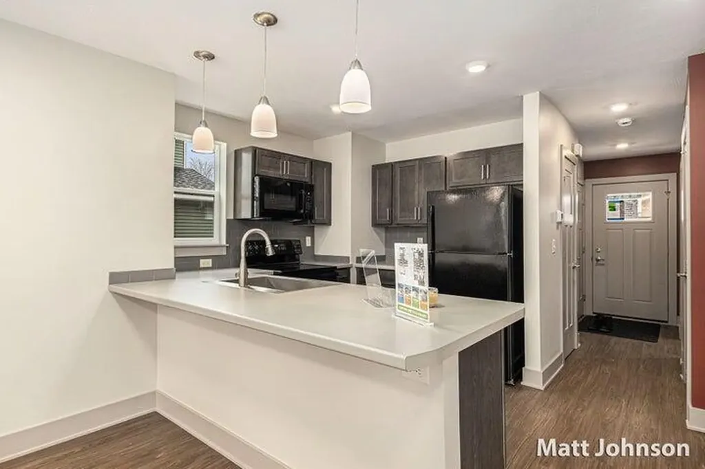 2113 Linden Avenue SE Grand Rapids City MI 49507