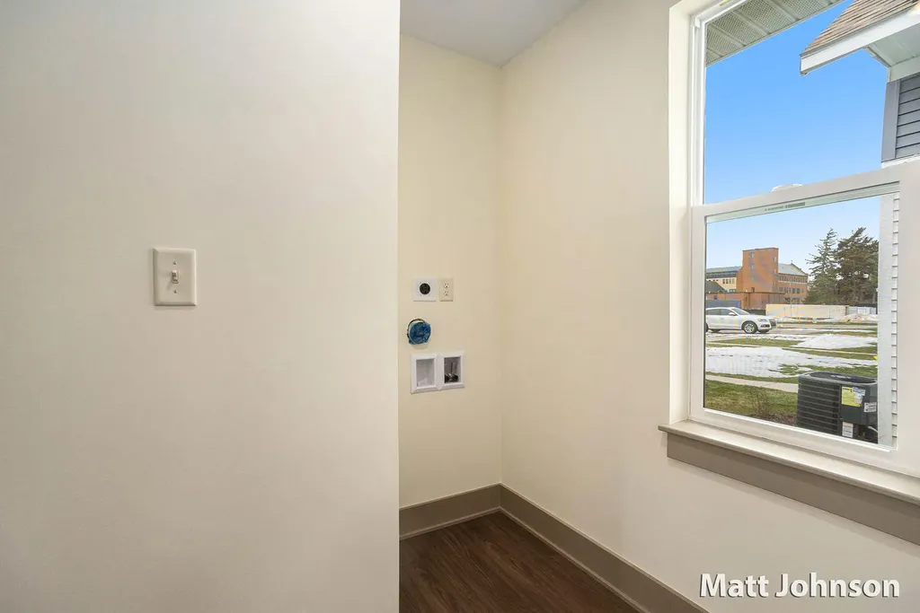 2047 Linden Avenue SE Grand Rapids City MI 49507