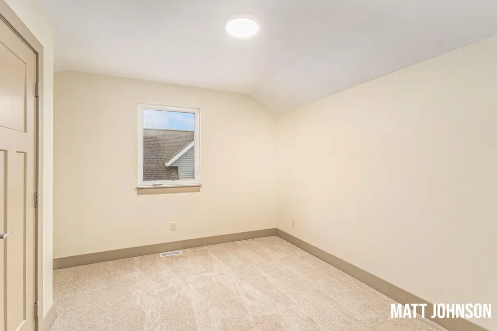 2109 Willard Avenue SE Grand Rapids City MI 49507