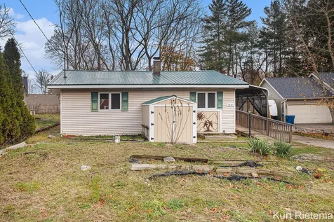 1841 Teepee Trail Valley Township MI 49010