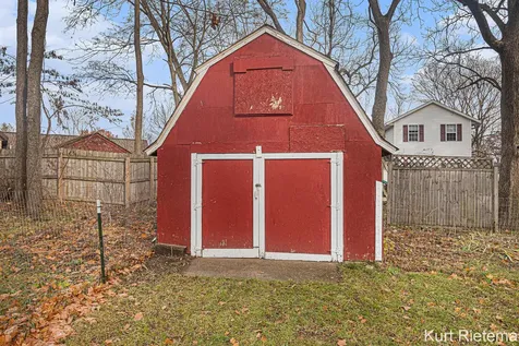 1841 Teepee Trail Valley Township MI 49010
