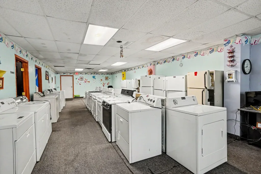 1090 S Getty Street Muskegon City MI 49442