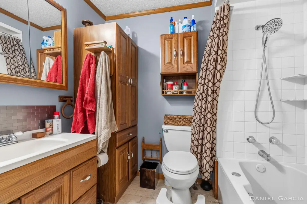 3949 N 200th Avenue Leavitt Township MI 49459