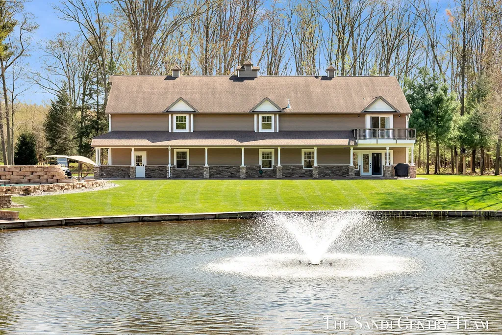 16159 Ferris Street Grand Haven Charter Township MI 49417