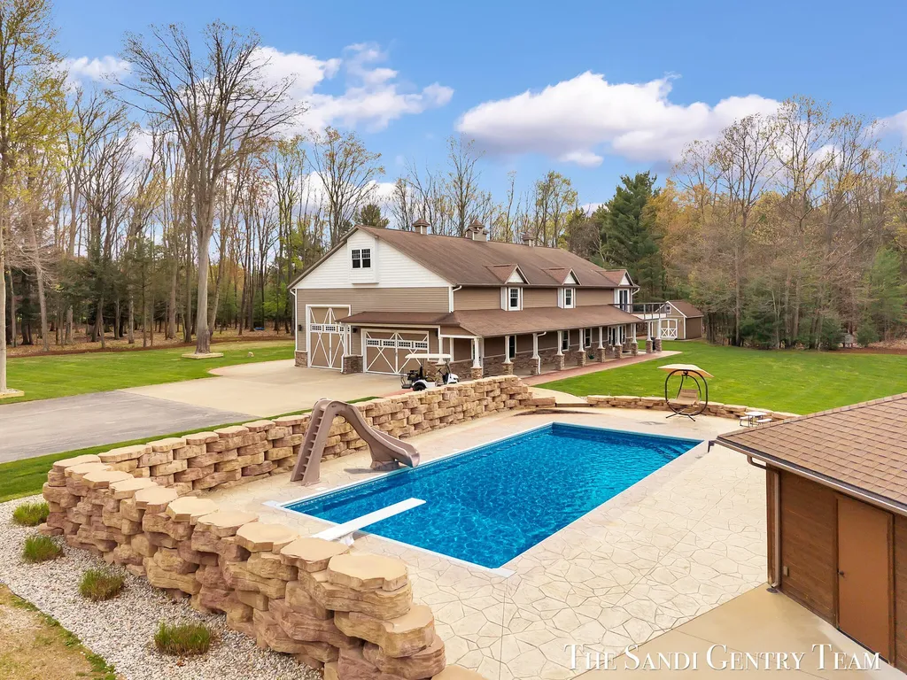 16159 Ferris Street Grand Haven Charter Township MI 49417