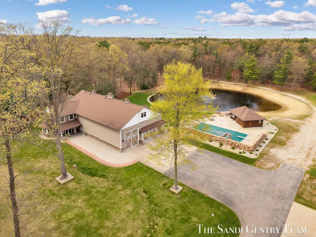 16159 Ferris Street Grand Haven Charter Township MI 49417