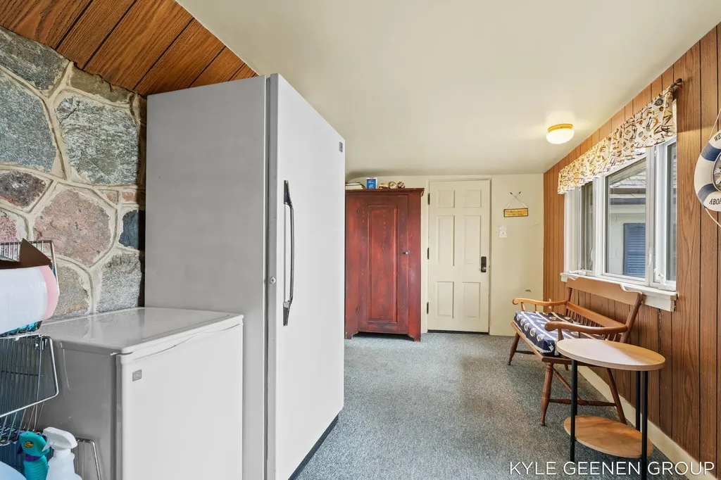 1418 Waukazoo Drive Park Township MI 49424