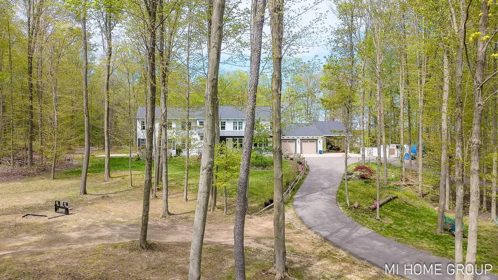 6467 118th Avenue Ganges Township MI 49408