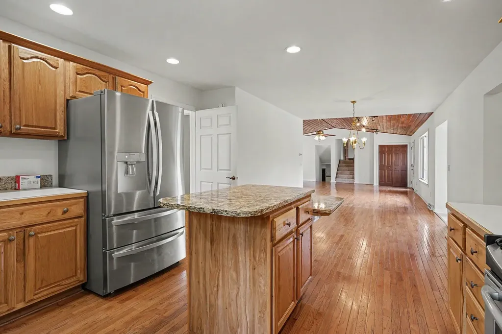 15378 Mcleans Spring Lake Township MI 49456
