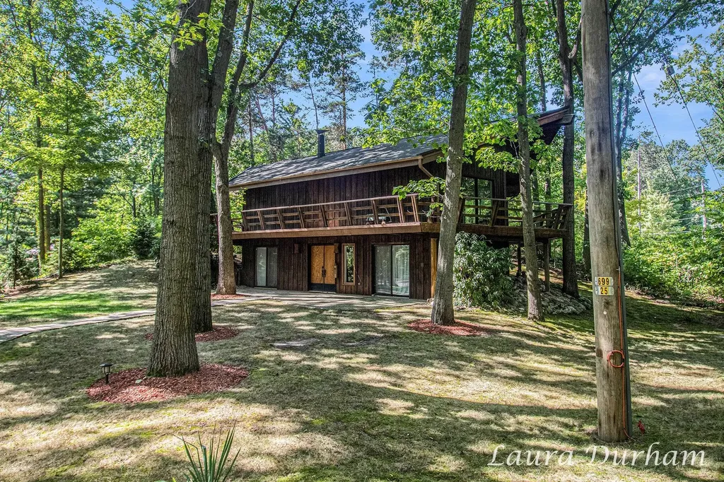 6480 Island Lake Road Laketown Township MI 49423