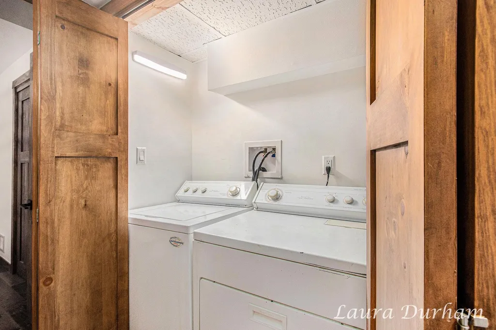 6480 Island Lake Road Laketown Township MI 49423