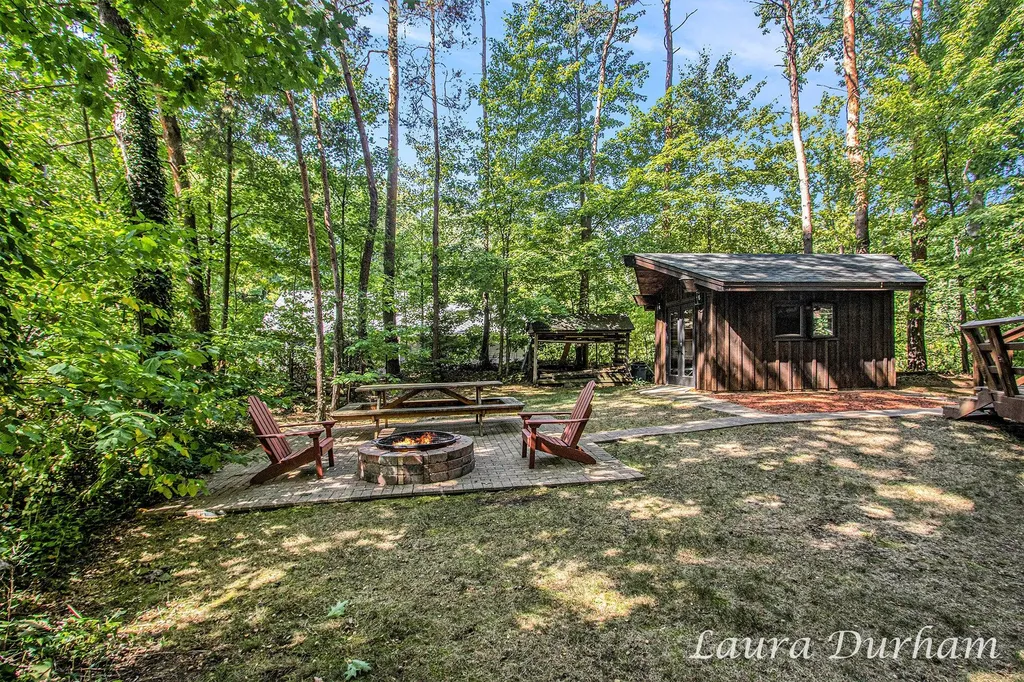 6480 Island Lake Road Laketown Township MI 49423