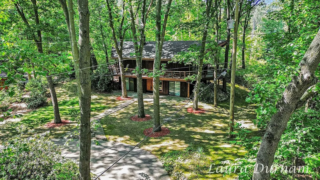 6480 Island Lake Road Laketown Township MI 49423