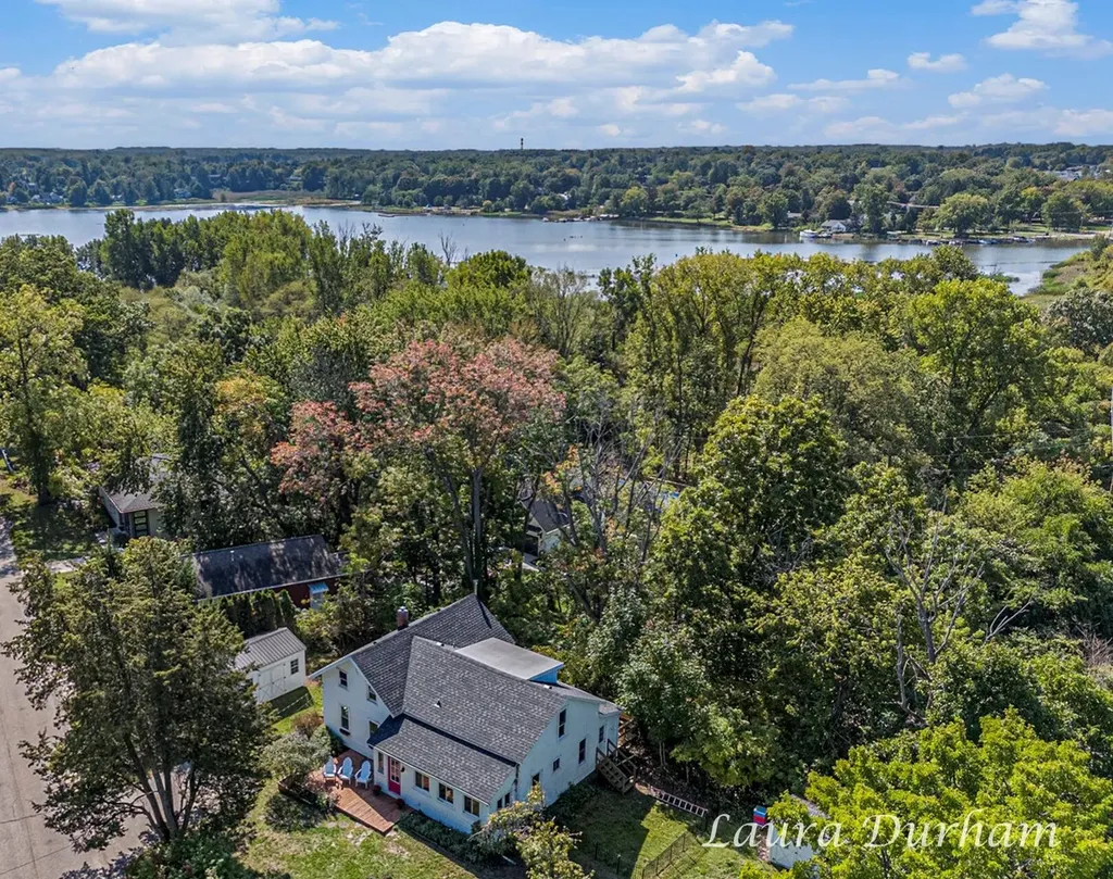 510 S Maple Street Saugatuck City MI 49453