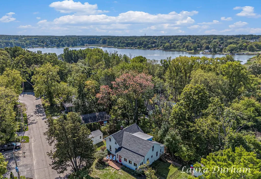 510 S Maple Street Saugatuck City MI 49453