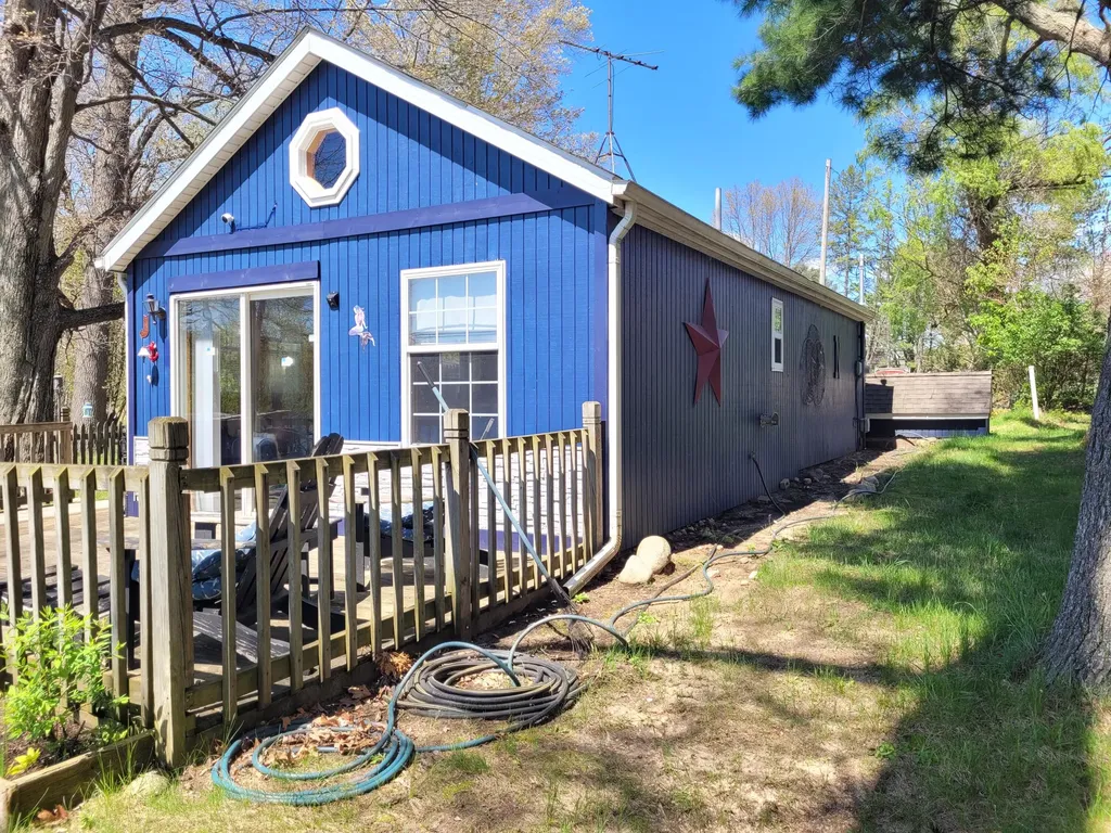 31421 County Road 388 Pine Grove Township MI 49055