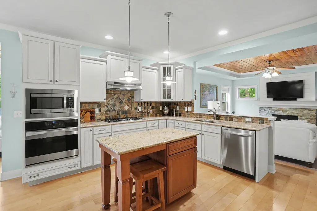 6560 Sanctuary Trail Saugatuck Township MI 49453