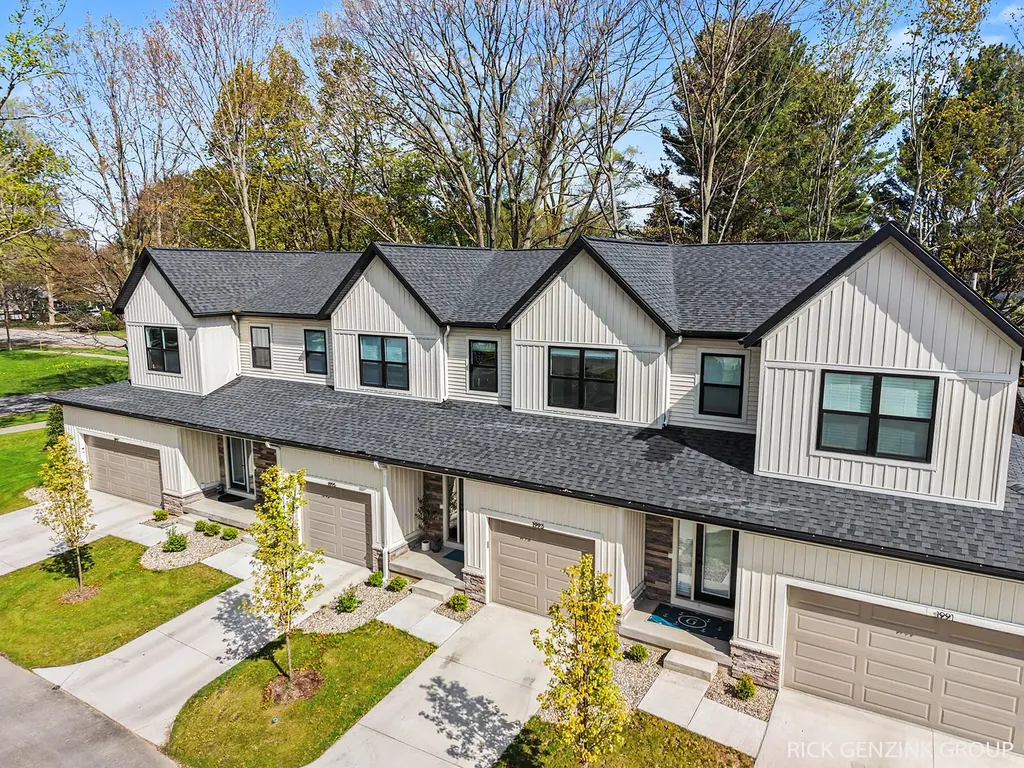 1993 N Shorewood Lane Park Township MI 49423