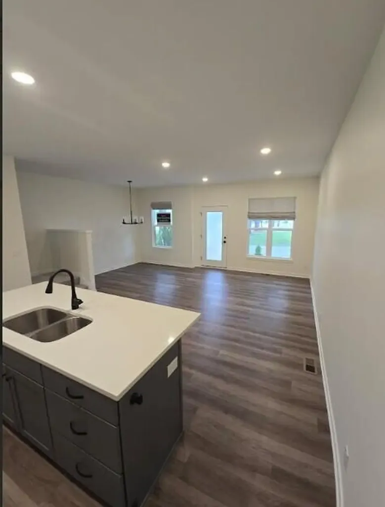 1993 N Shorewood Lane Park Township MI 49423
