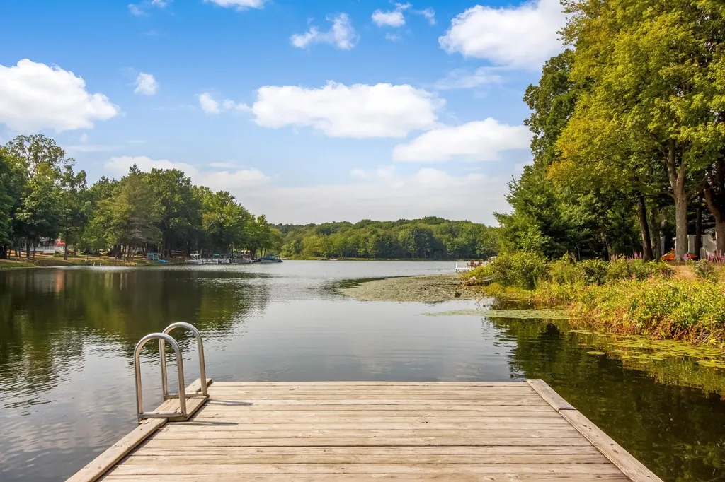 3583 Cattail Court Saugatuck Township MI 49453