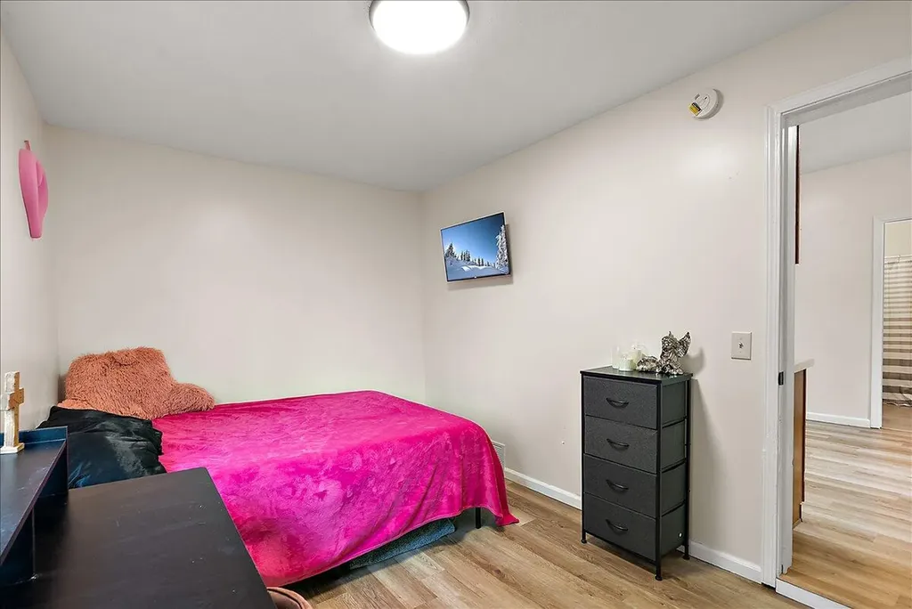 1129 Sanford Street Muskegon City MI 49441