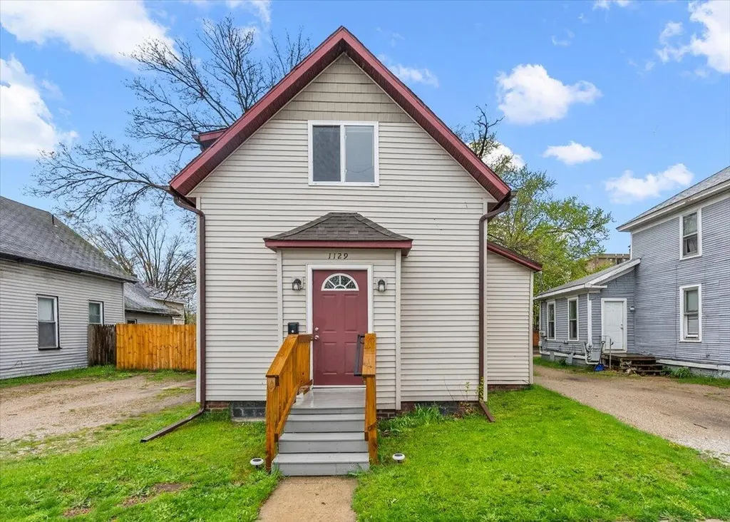 1129 Sanford Street Muskegon City MI 49441